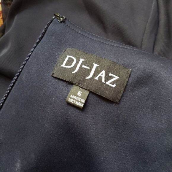 NWT DJ-JAZ Embellished Ruched Dress Blue 6 - Picture 6 of 7